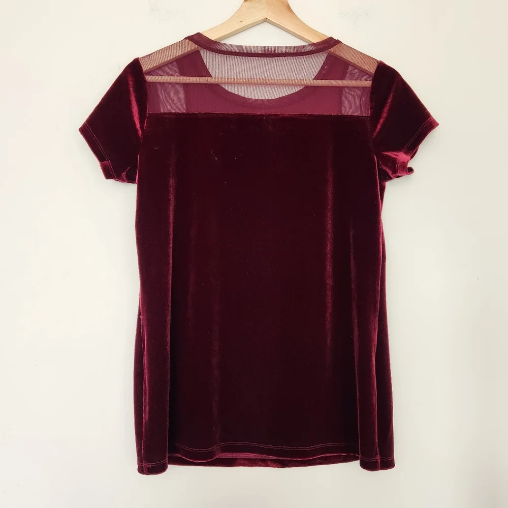 $8 Only Today SALE !!! I.N.C Burgundy Velvet And Mesh Top Size S - Picture 1 of 5